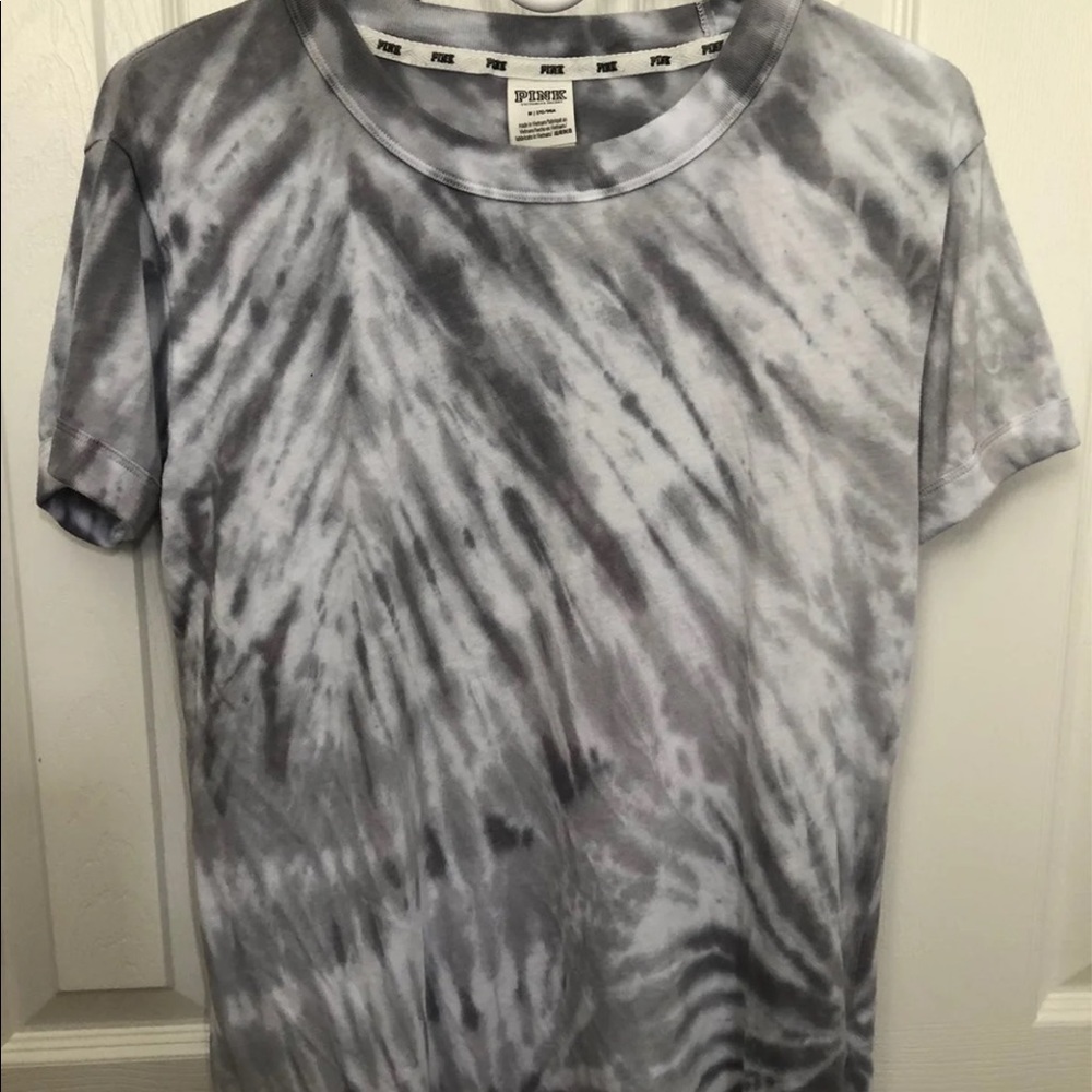 BOGO 1/2 Price!! PINK VS Top